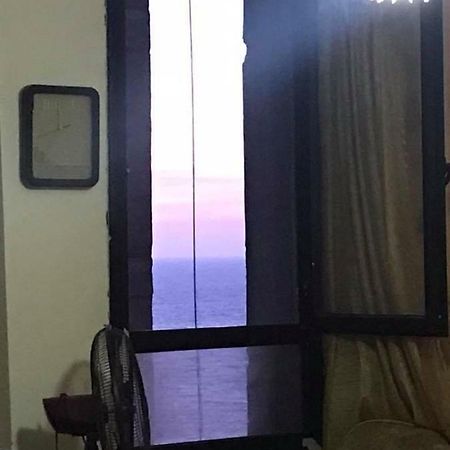 Cozy New 2 Bd Amazing Beach View Next To Hilton Hotel Family Only !العائلات فقط Alexandrië Buitenkant foto